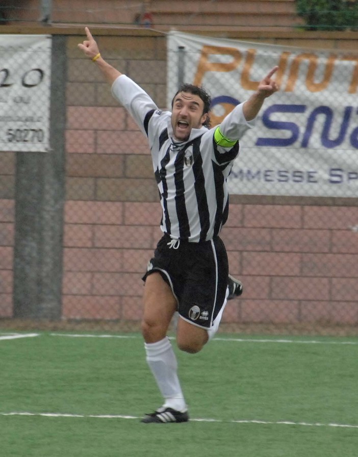 Massimo Costa, quando era capitano del Rapallo
