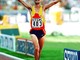 Martin Fiz taglia vittorioso il traguardo della maratona ai campionati del mondo di Goteborg del 1995