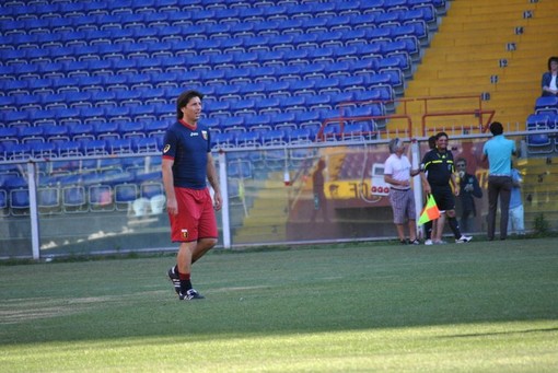 Il nuovo allenatore del Rivasamba Luca Cavallo in una foto, tratta dal suo profilo facebook, scattata allo stadio Luigi Ferrarsi di Marassi