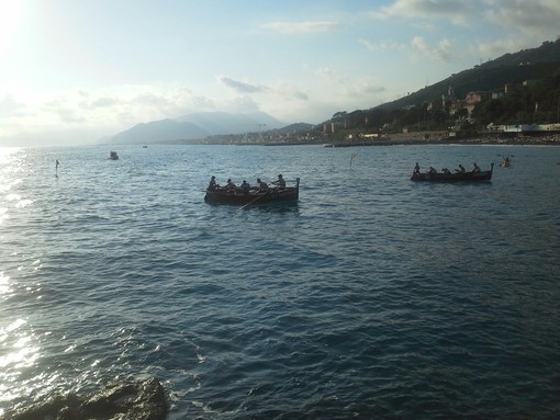 La regata di Cavi di Lavagna in occasione dell'edizione 2014 del Palio marinaro del Tigullio (foto Tuttolevante.it)