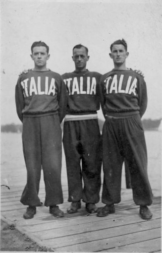 "Checchin" Pittaluga, a destra, con Luigi Luxardo (a sinistra) e Antonio Ghiardello (al centro) "Checchin" Pittaluga, a destra, con Luigi Luxardo (a sinistra) e Antonio Ghiardello (al centro)