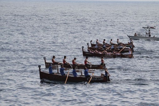 I gozzi protagonisti del Palio marinaro del Tigullio sperano di poter regolarmente riprendere, domenica pomeriggio, la via del mare