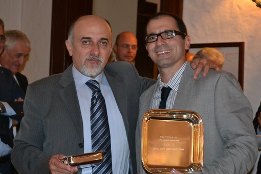 da sinistra: Marco Garibaldi con Mirko Ghiggeri da sinistra: Marco Garibaldi con Mirko Ghiggeri