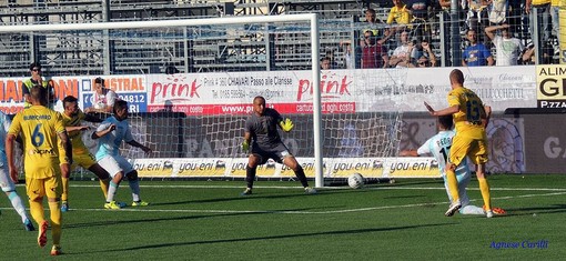 Il gol di Costa Ferreira (foto Agnese Carilli)