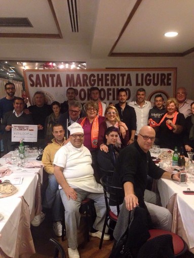 La festa del Roma Club Santa Margherita alla Pizzeria Da Alfredo