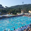 Il colpo d'occhio offerto dalla piscina scoperta del Poggiolino di Rapallo nel corso del recente trofeo internazionale di nuoto