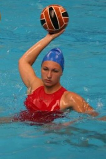 Carolina Ioannou ha origini greche e italiane. Per questo per due stagioni ha giocato anche nei campionato giovanili ellenici vincendo l'argento nazionale con il Panionios.