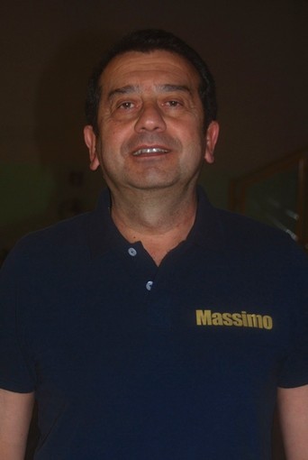 Il tecnico della Chiavari Nuoto Massimo De Crescenzo