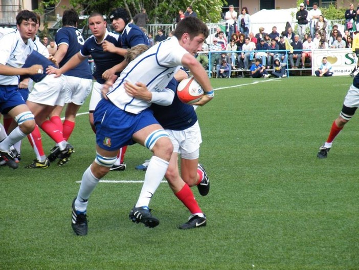 Giovani rugbisti italiani e francesi attesi in campo mercoledì a Recco (foto di Roberto Roncallo) Giovani rugbisti italiani e francesi attesi in campo mercoledì a Recco (foto di Roberto Roncallo)