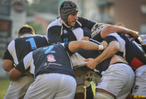 L'Aircom Pro Recco Rugby, capolista del girone 1 della Poule Promozione della serie A, in azione