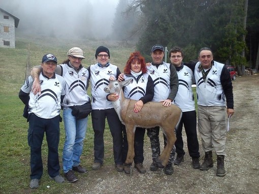 Il gruppo degli Arcieri del Tigullio che ha gareggiato in Trentino in occasione del campionato italiano bowhunter Fiarc