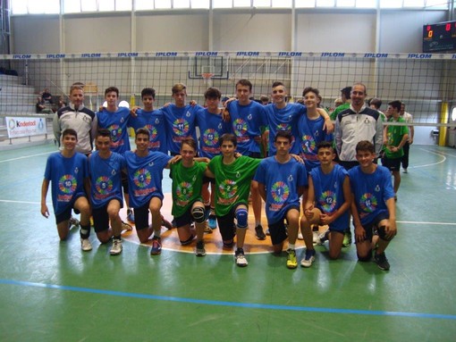 La selezione del Levante che si è aggiudicata il Trofeo delle Province maschile (foto dal sito www.fipavliguria.it)
