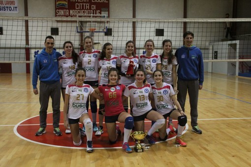 L'Under 16 femminile del Gossolengo Piacenza, vincitrice del XVII trofeo &quot;Città di Santa Margherita Ligure&quot;, organizzato il giorno dell'Epifania dalla Winner Volley