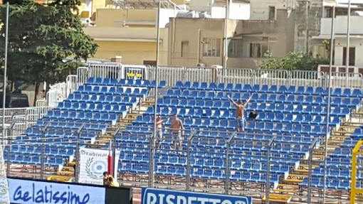 Tifosi Entella a Trapani (foto Facebook)