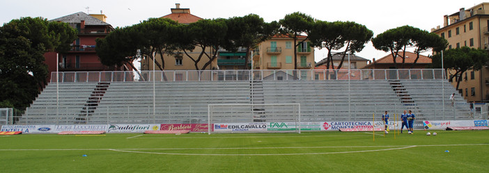 La nuova gradinata Sud dello stadio Comunale di Chiavari