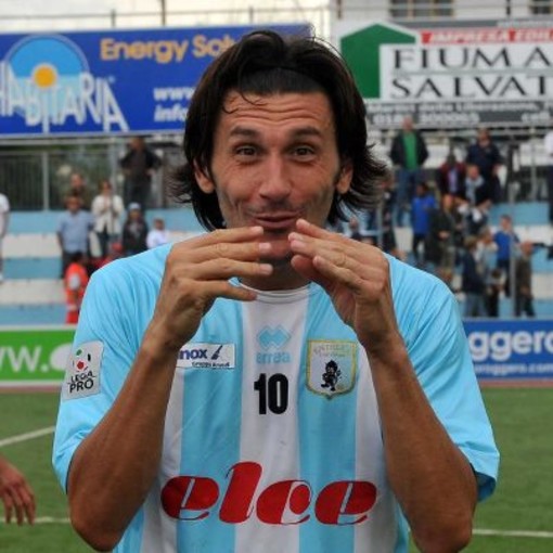 Ighli Vannucchi con la maglia dell'Entella.