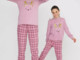 Family matching con Noidinotte: pigiami natalizi per donna, uomo e bambino Family matching con Noidinotte: pigiami natalizi per donna, uomo e bambino